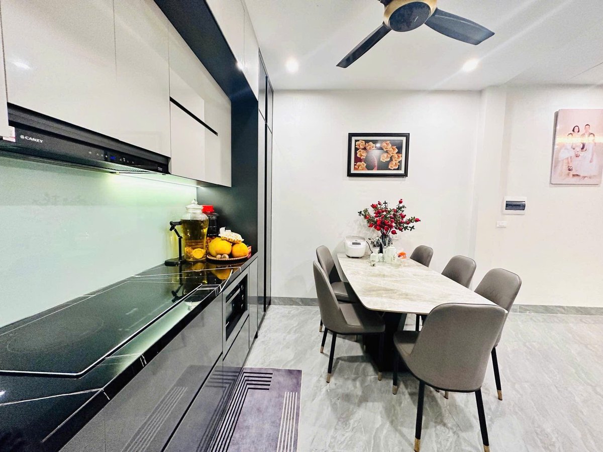 Bán nhà xây mới cực đẹp Chu Huy Mân Long Biên Hà Nội