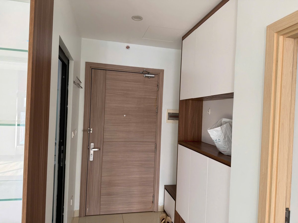 BÁN CĂN HỘ B6 GIẢNG VÕ BA ĐÌNH 73M² – 2PN – 2WC – VIEW PHỐ NAM CAO – SÁT HỒ GIẢNG VÕ – 10,9 TỶ