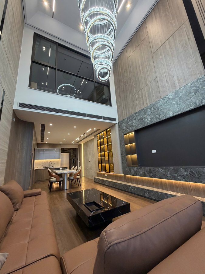 Bán nhà Hoàng Minh Đạo, Long Biên – 68m² x 8 tầng thang máy, Gara ô tô, Full nội thất cao cấp