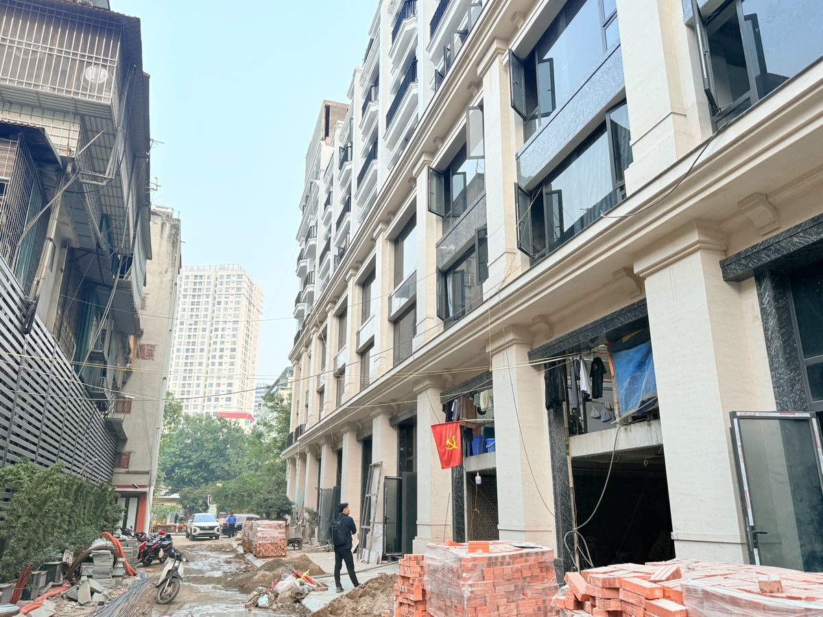 Bán tòa nhà mặt phố Chùa Láng, Đống Đa, Hà Nội - 9 tầng có hầm, thang máy, thông sàn - Hình 5