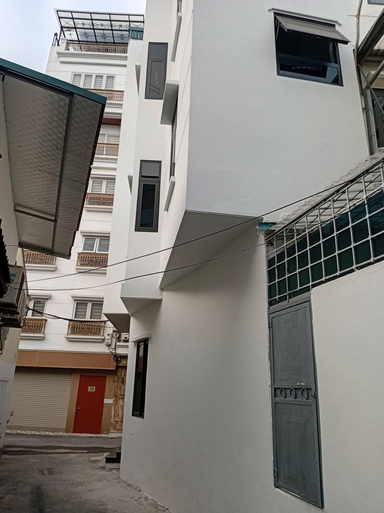 Cho thuê nhà ngõ 208 Giải Phóng phường Đồng Tâm Hai Bà Trưng Hà Nội, nhà nguyên căn ô tô vào, full nội thất - Hình 2