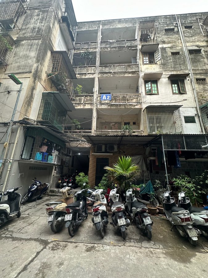 bán chung cư Lạc Trung A2  Hai Bà Trưng Hà Nội ( tập thể cũ) - Hình 2