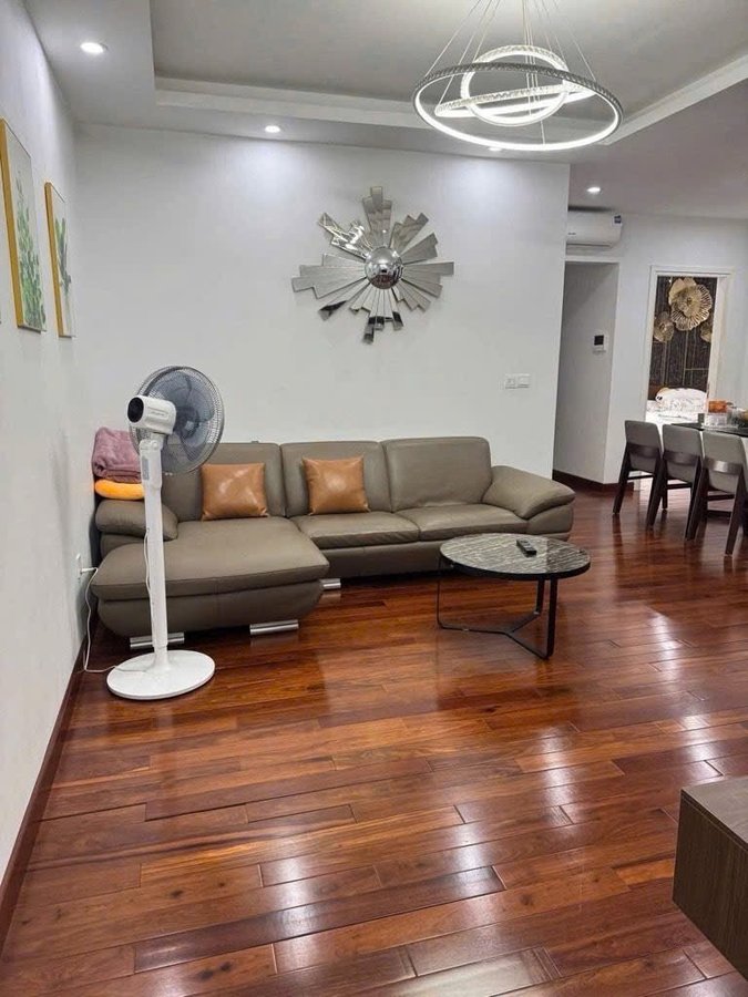 Bán chung cư E1 Lạc Long Quân Tây Hồ Hà Nội