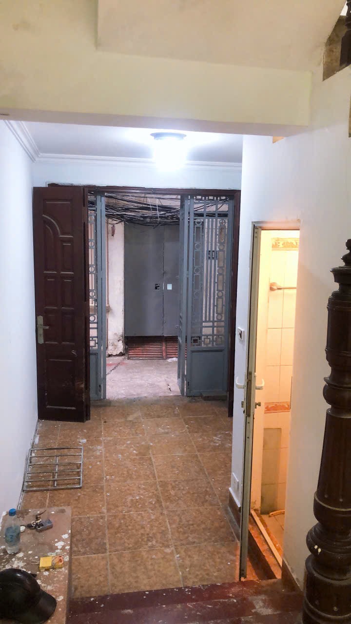 CHO THUÊ NHÀ NGUYÊN CĂN DƯƠNG QUẢNG HÀM – CẦU GIẤY | 30M² x 4 TẦNG | 4PN | 12 TRIỆU/THÁNG