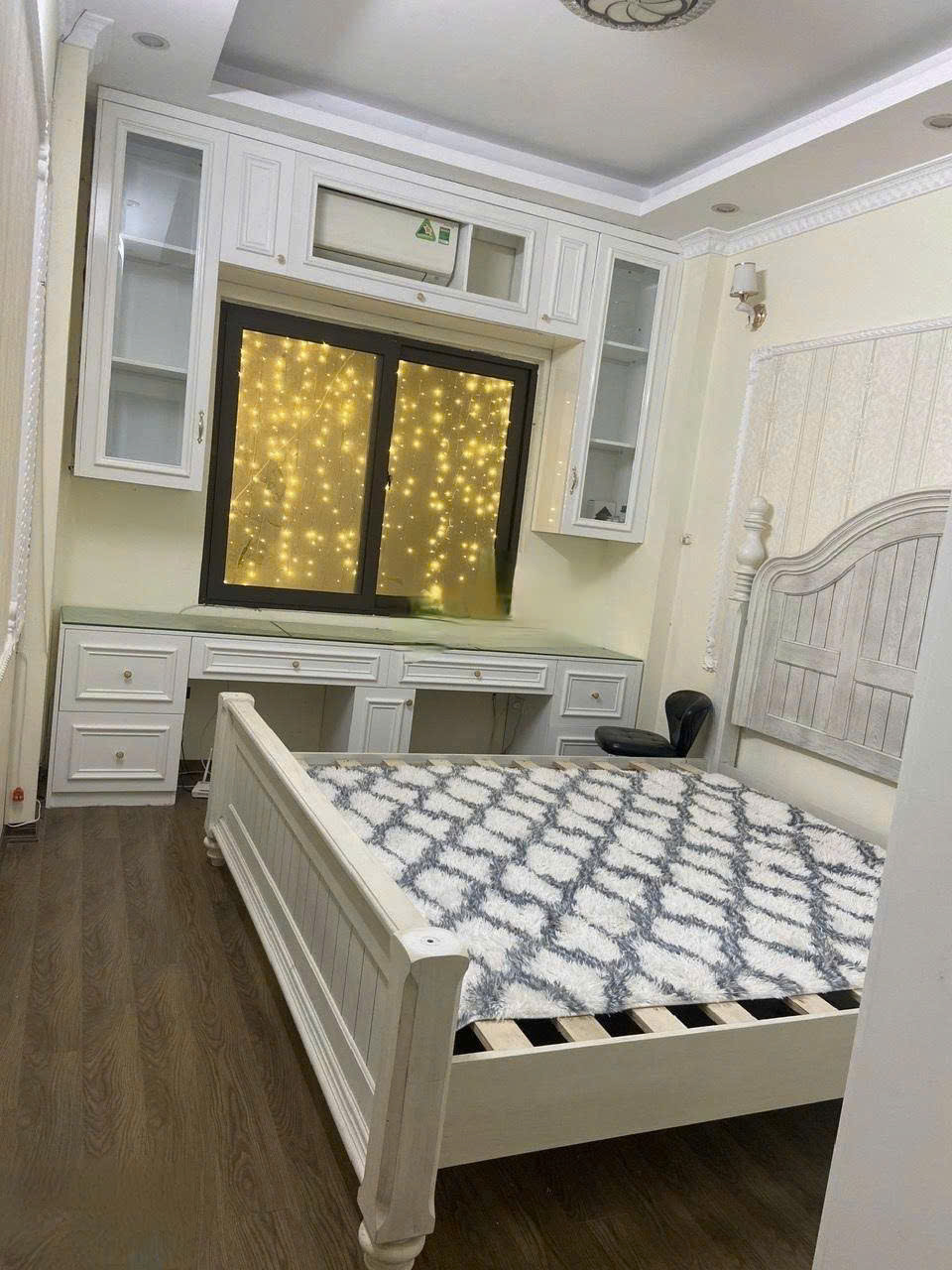 Cho thuê nhà ngõ 218 Khâm Thiên, phường Khâm Thiên, Đống Đa, Hà Nội - 4 tầng, 3 phòng ngủ, có sân để xe - Hình 4