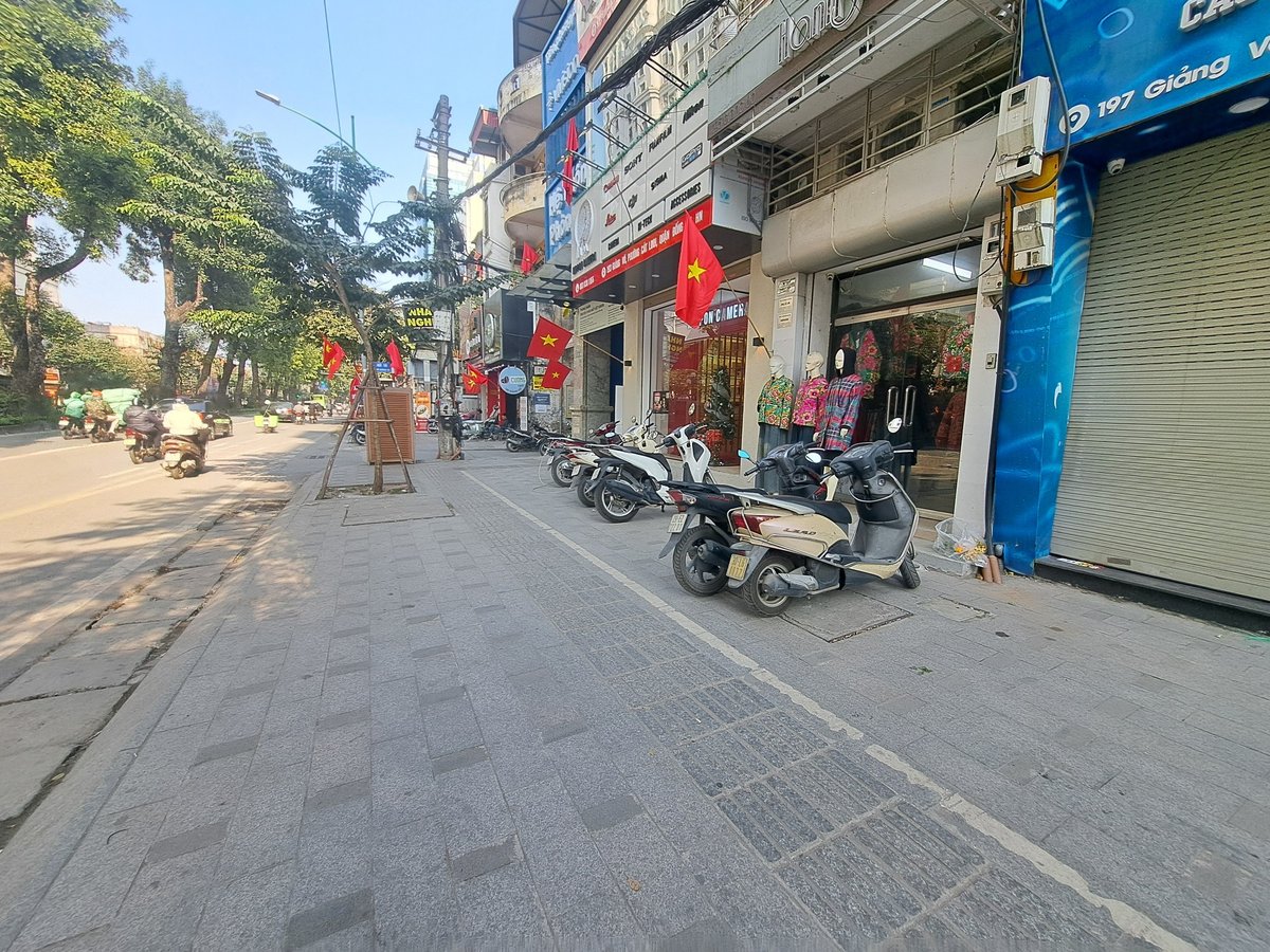 Bán nhà mặt phố Giảng Võ, Đống Đa, Hà Nội - 80m², 4 tầng, vỉa hè rộng, kinh doanh đỉnh - Hình 2