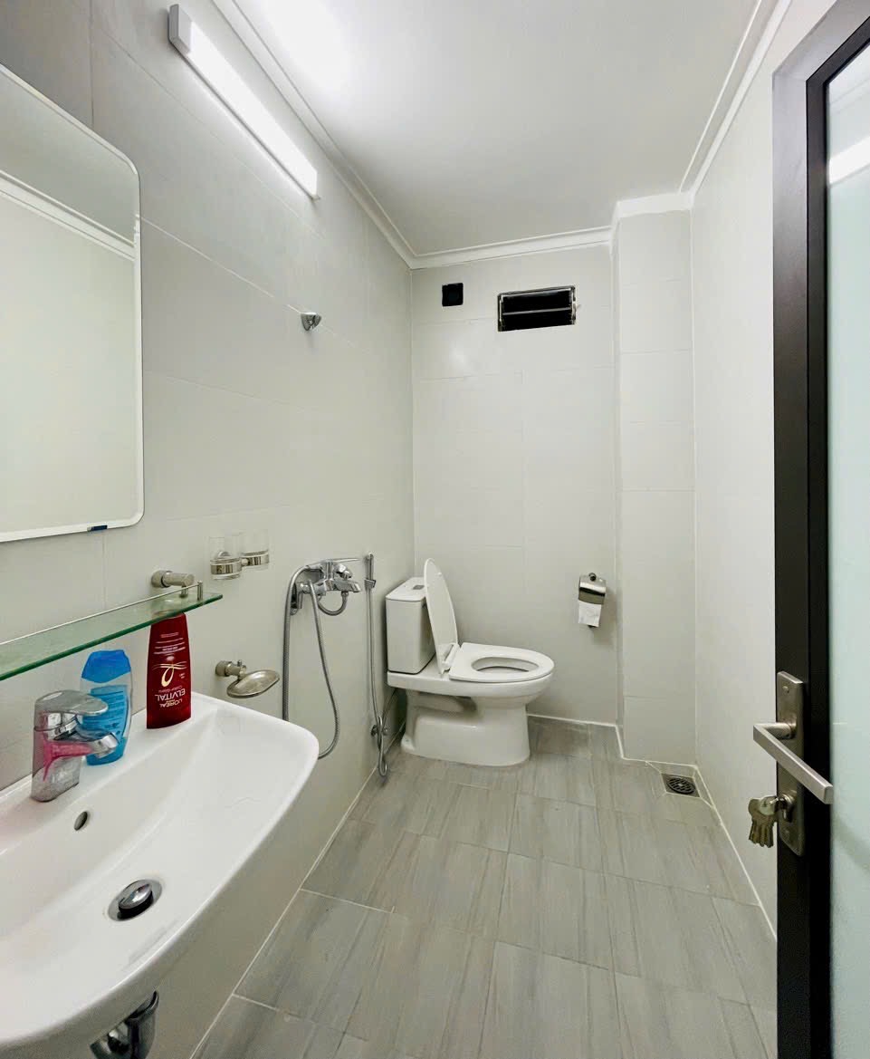 CHO THUÊ NHÀ NGÕ 379 ĐỘI CẤN, BA ĐÌNH | 50M² x 4 TẦNG | 4 NGỦ | 15,5 TRIỆU/THÁNG - Hình 2