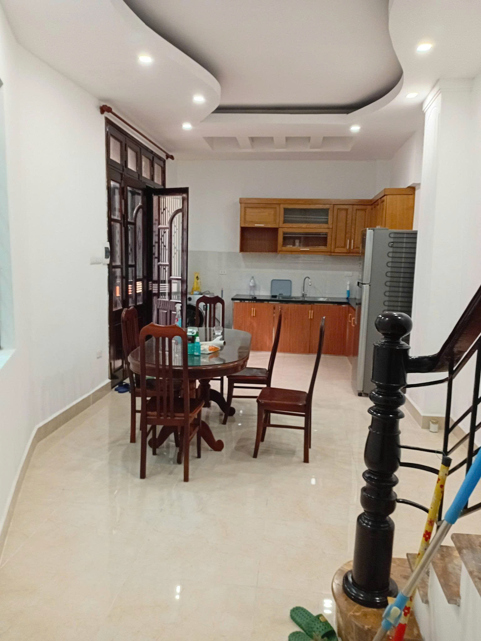 Cho thuê nhà ngõ 208 Giải Phóng phường Đồng Tâm Hai Bà Trưng Hà Nội, nhà nguyên căn ô tô vào, full nội thất - Hình 6